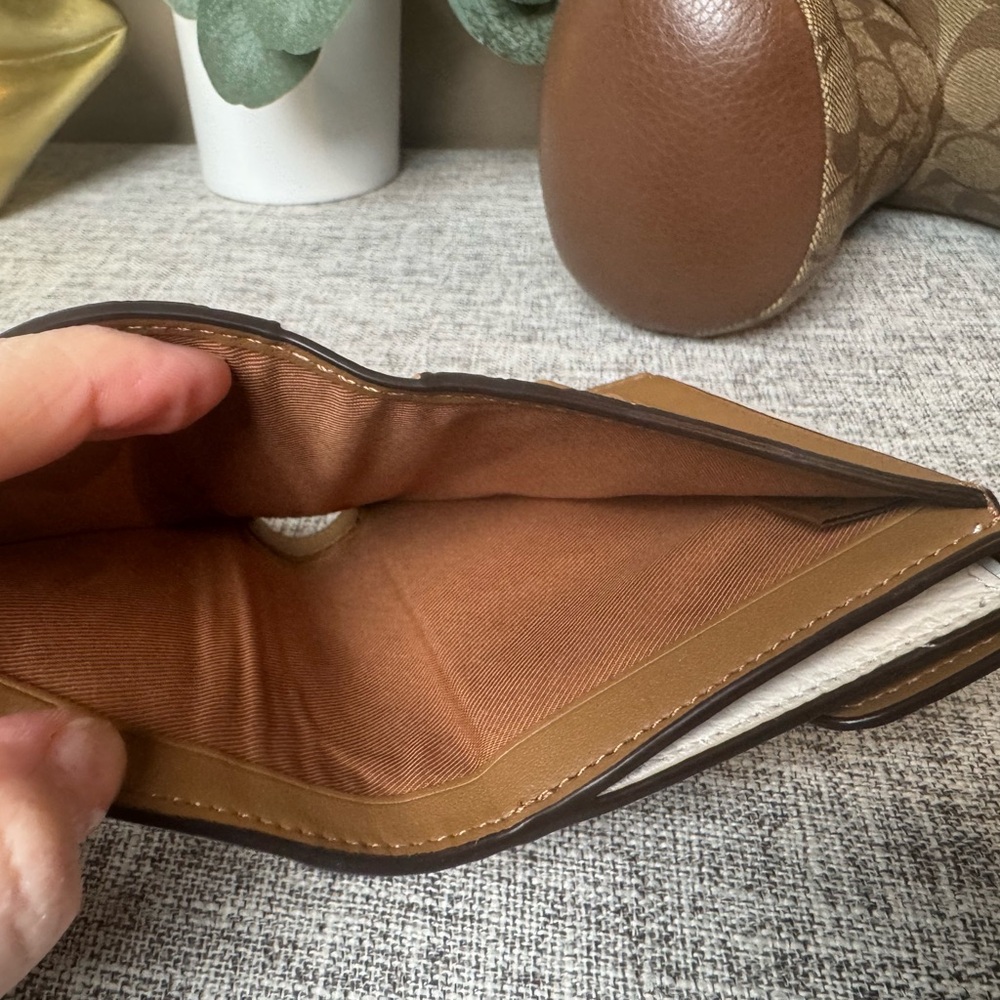 $99 COACH Georgie Small Wallet In Signature Canvas - Picture 4 of 9